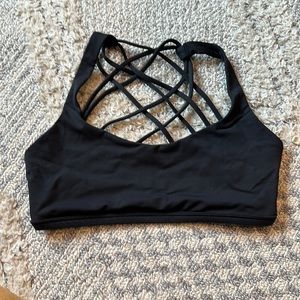 Lululemon sports bra
